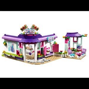 Lego Emma’s art cafe